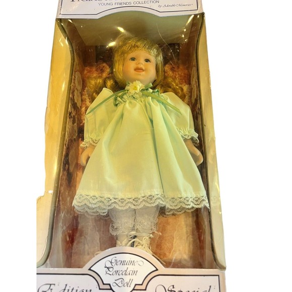 Treasured Memories Young Friends Collection Porcelain Doll Vintage 1991 - Picture 5 of 16